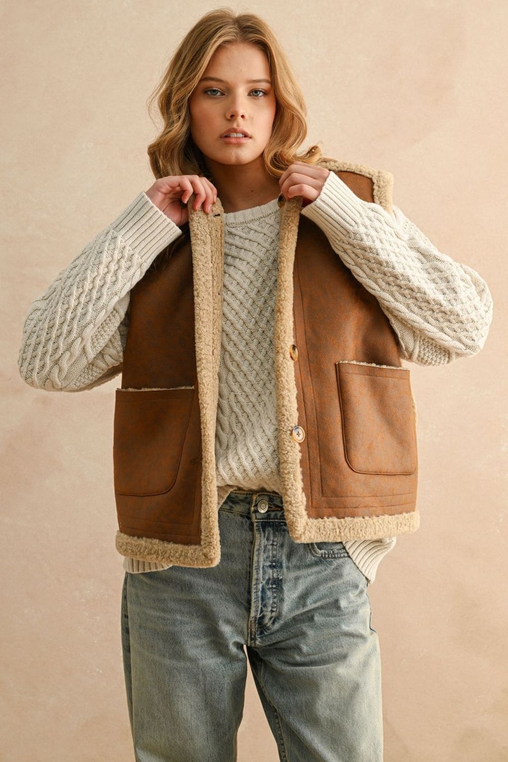 9e8f4d3db90c458fb6efb328e7853ef7_1