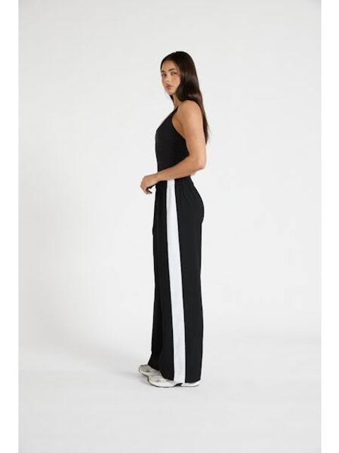 20250715_ALL FENIX_OF33_7177_WIP