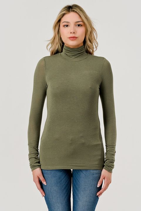 imgi_5_HA49521_Thu_Jul_24_11_02_14_PDT_2025_WXX-DSC00525-copy-HASHTTAG-07-22-2025-CROP