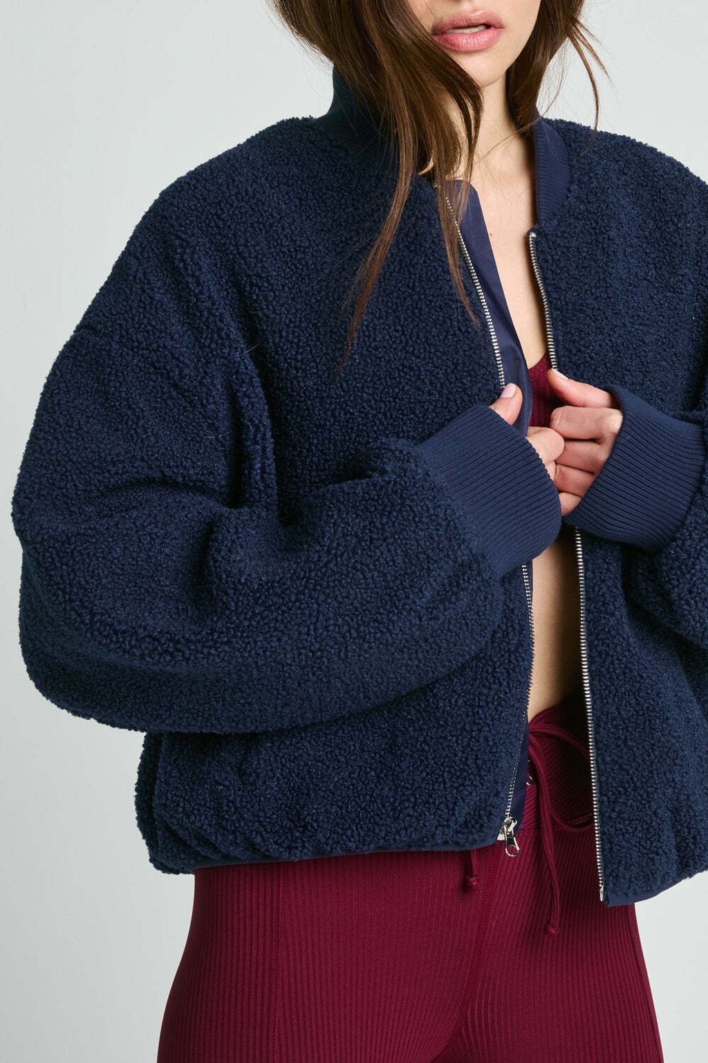 TN4504_NV_011725_YOS_FW25_SPSU25_1928_481e5504-0d62-433f-b191-bedd22d68c9c