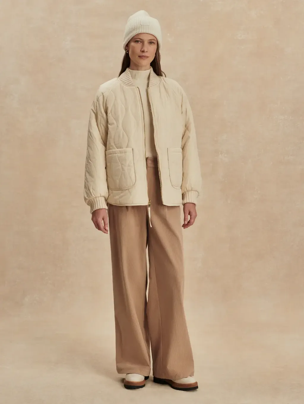 b21f561f6b238b9fcb5d9dfdf26f0a646080b31c_VAR02796_SERINA_REVERSIBLE_QUILT_JACKET_SANDSHELL_146