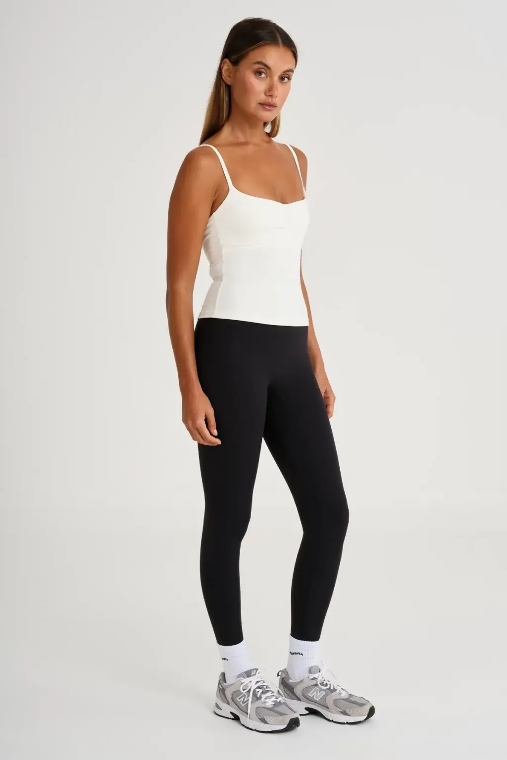 A4C194_CLK_CloudCore_RuchedTank_SideFull