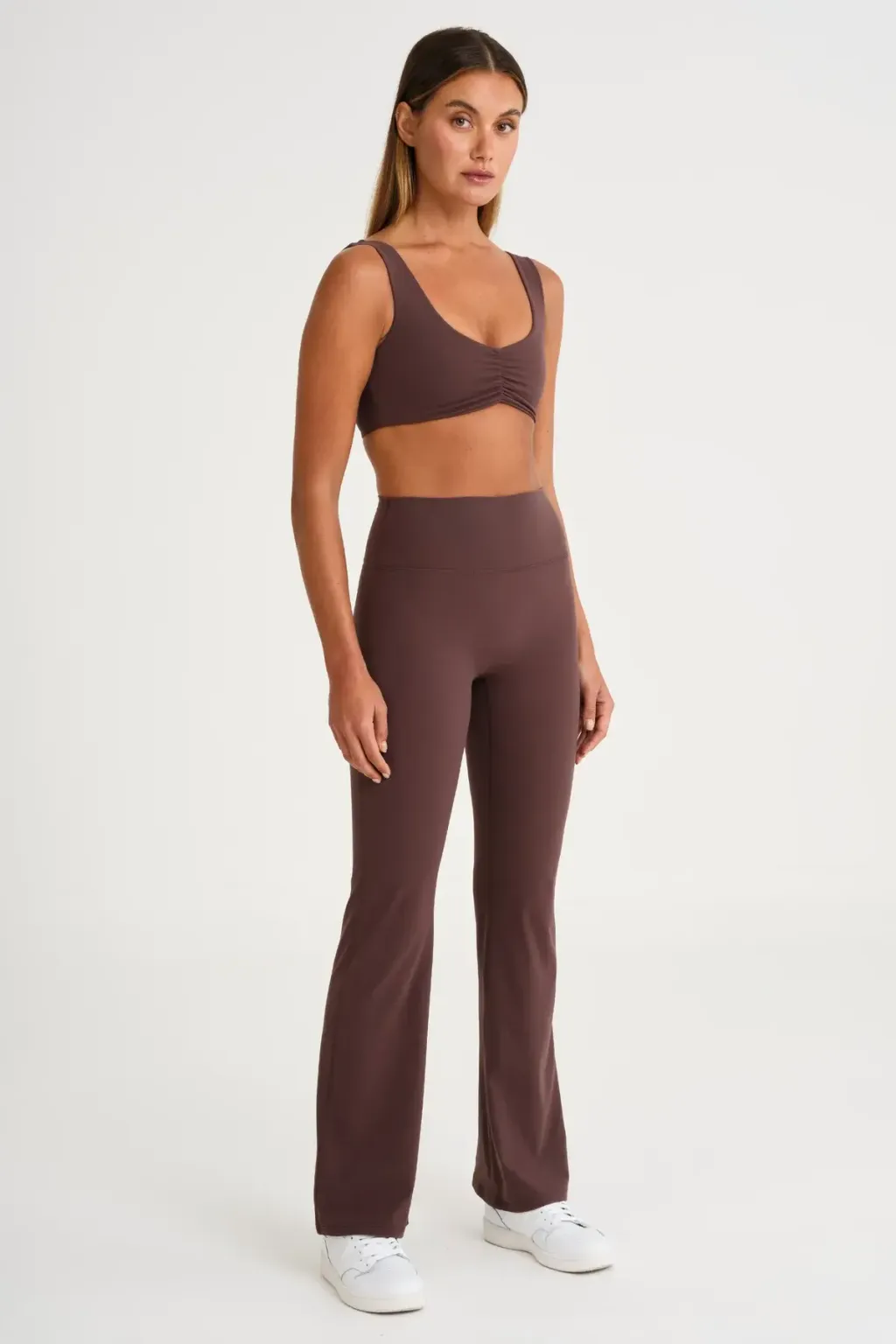 A4C188_ESP_CloudCore_RuchedFrontSportsBra_SideFull