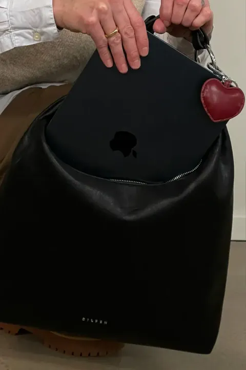 Heart_Charm_-_Burgundy_-_Silfen_Studio-5_720x