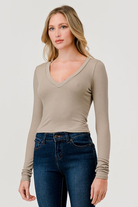 HA44967_Mon_Dec_04_10_30_09_PST_2023_WXX-DSC03511-COPY-HASHTTAG-11-27-2023-CROP