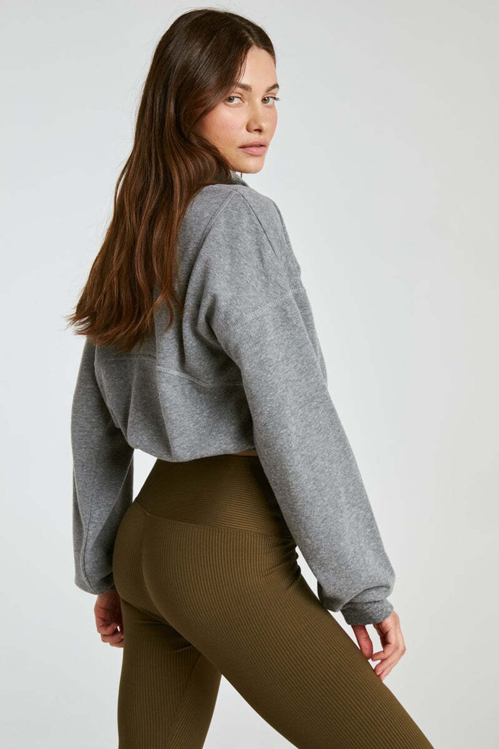 TN4217_YOS_SU25_LINESHEET_2081