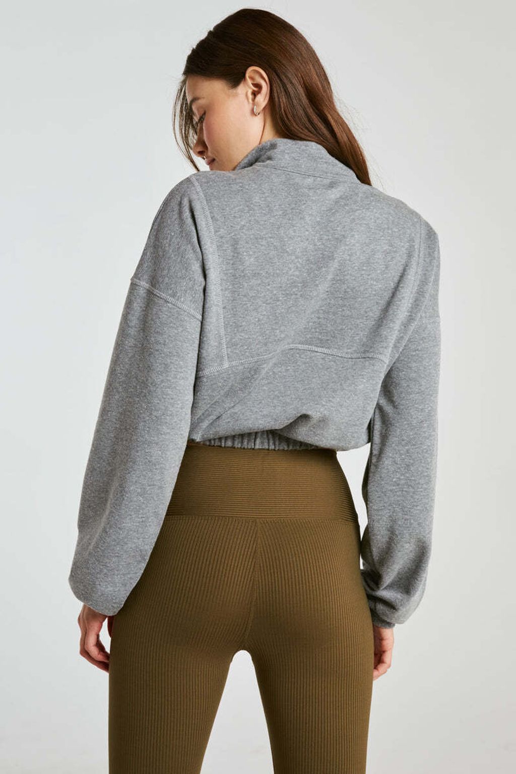 TN4217_YOS_SU25_LINESHEET_2084