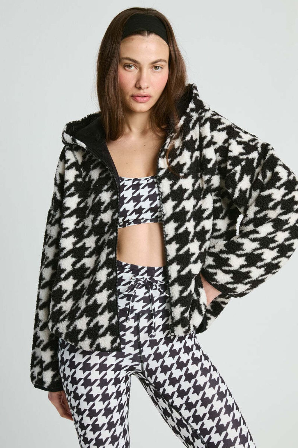 TN4320_HT_011725_YOS_FW25_SPSU2544