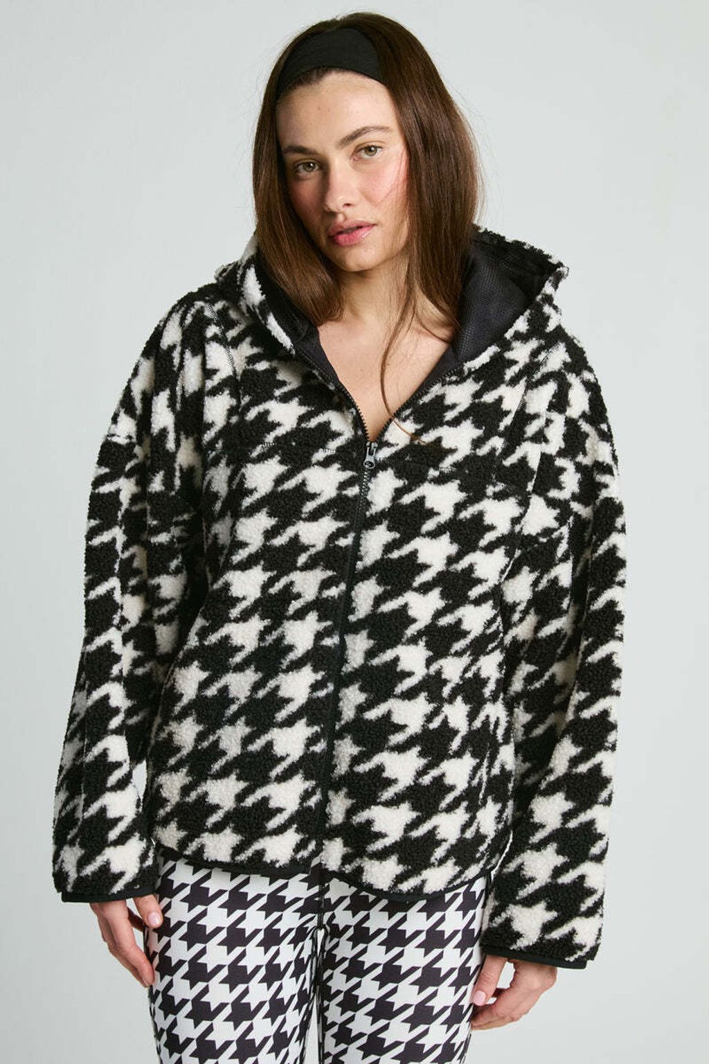 TN4320_HT_011725_YOS_FW25_SPSU2527