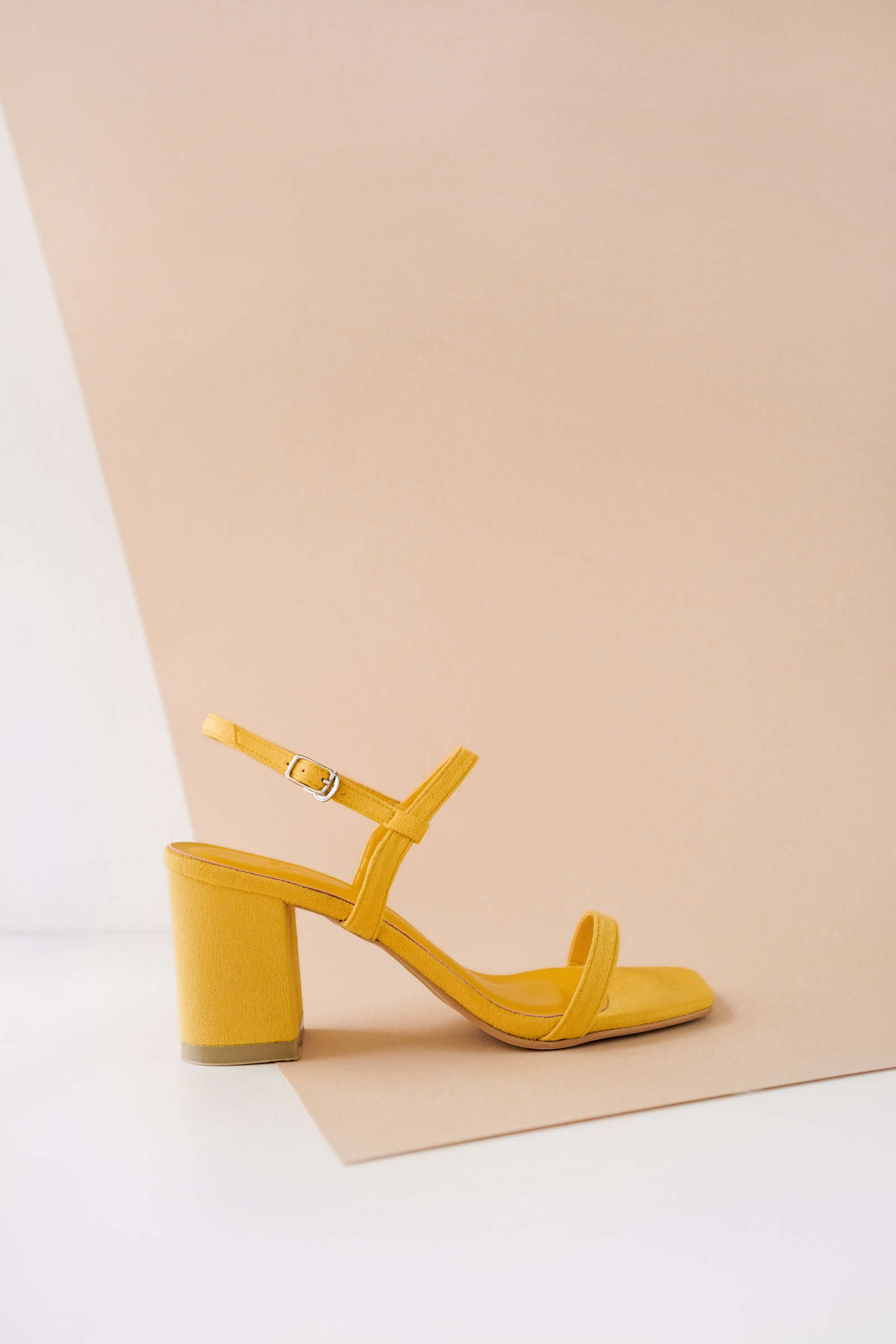 GERRIE Strappy Heels in Mustard – vee