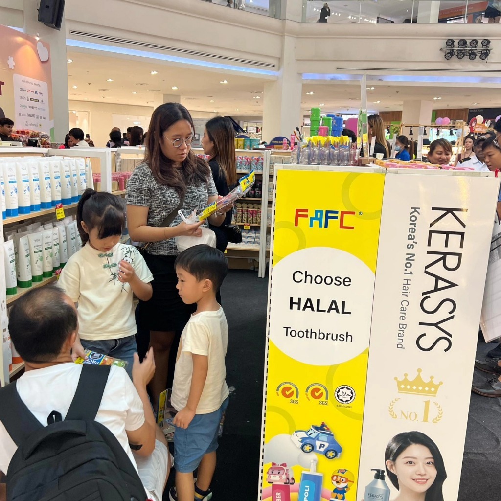 my-11134207-7rasc-m9faue3jumede2