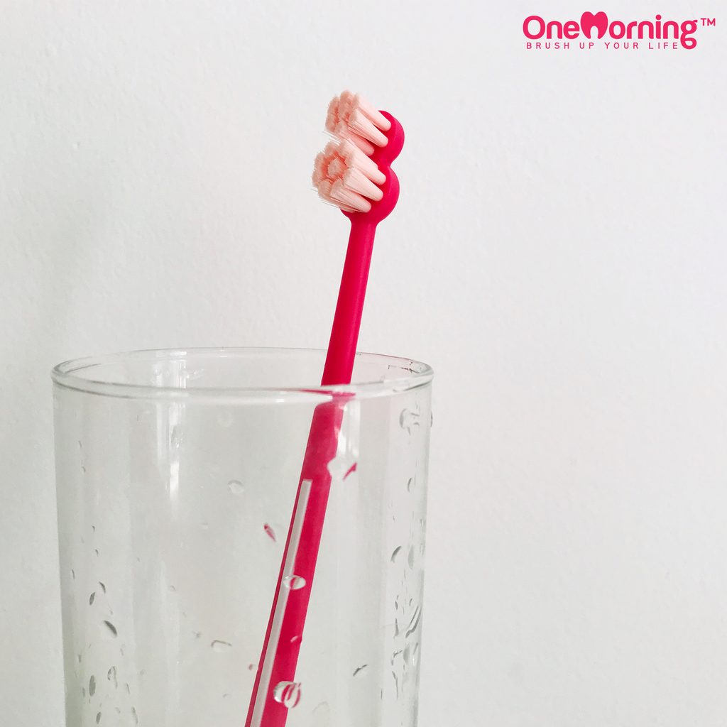 om-toothbrush-pink2.png