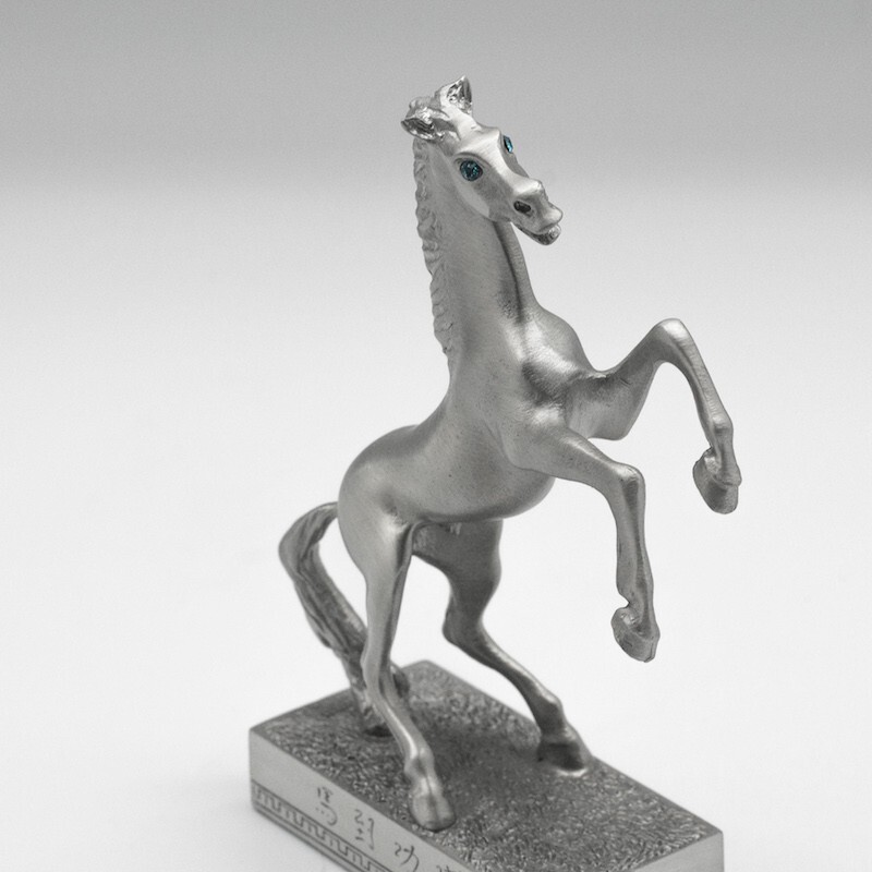 104-Horse-Square-Base-L-1