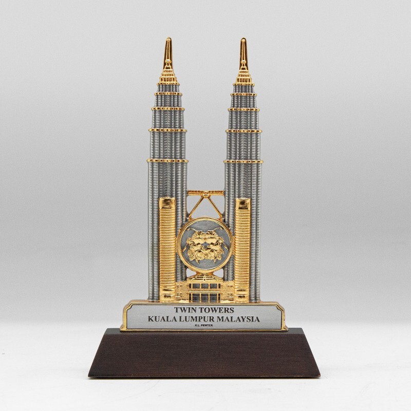 400G-Twin-Towers-Gold-Wood