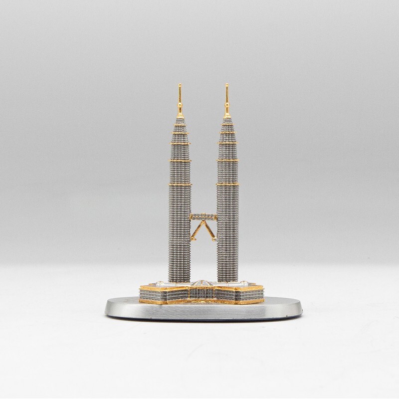 848G-Twin-Towers-Gold-S-3-12-inches-1