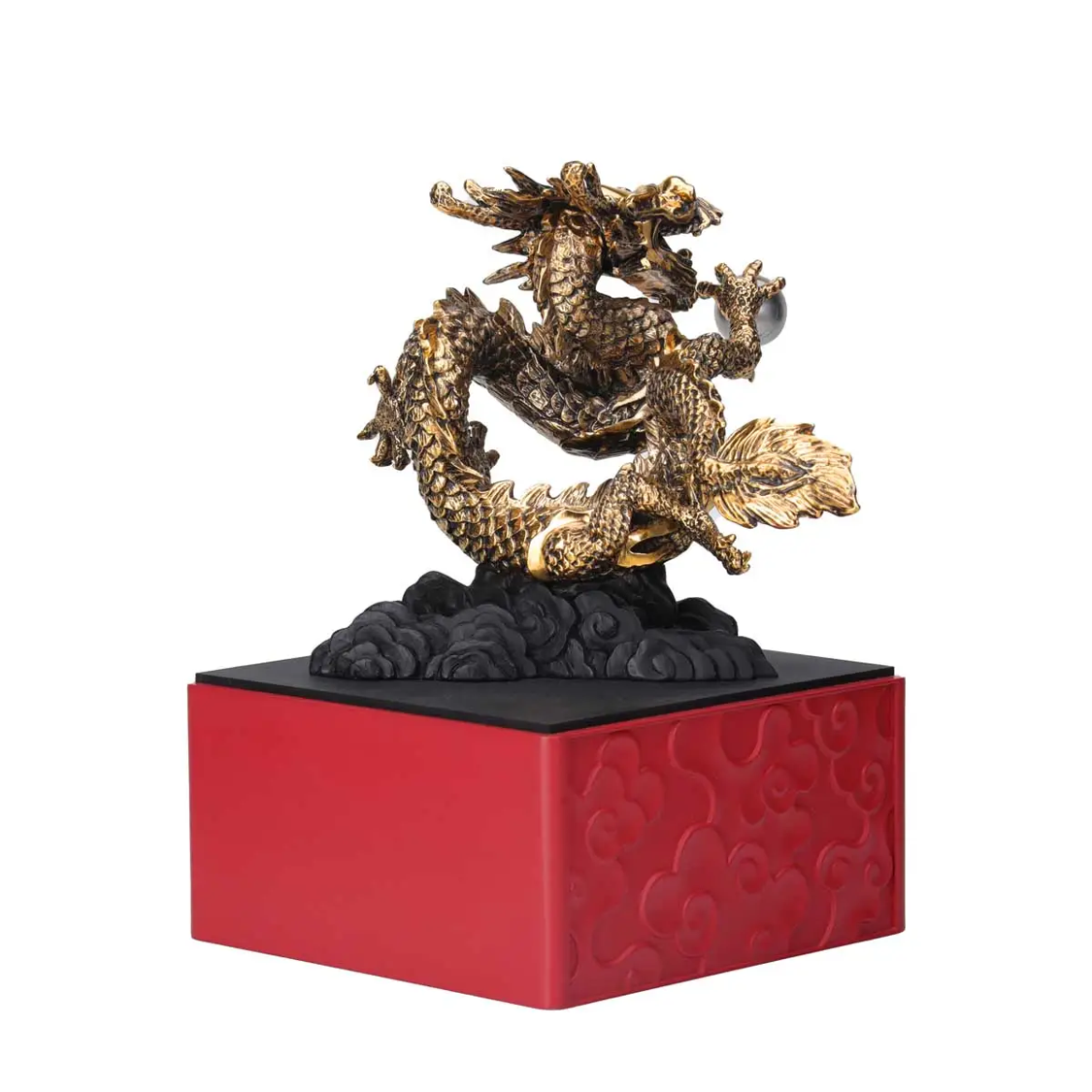 0178003E_2024-year-of-the-dragon-figurine_04