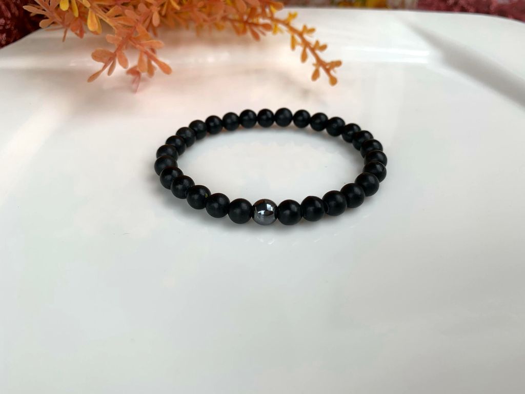 Shungite Hematite Minimalist Bracelet (4).jpg