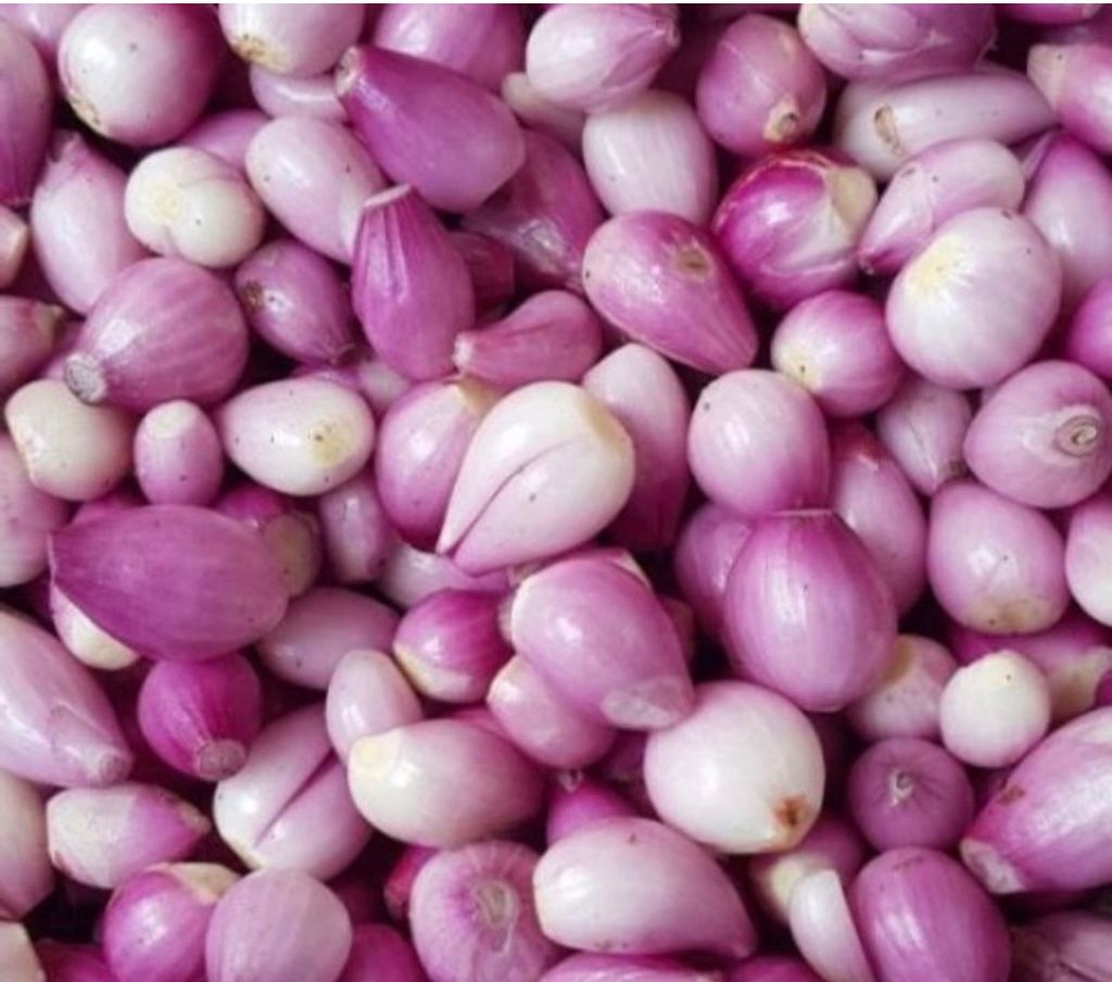 Bawang kecil siap kupas