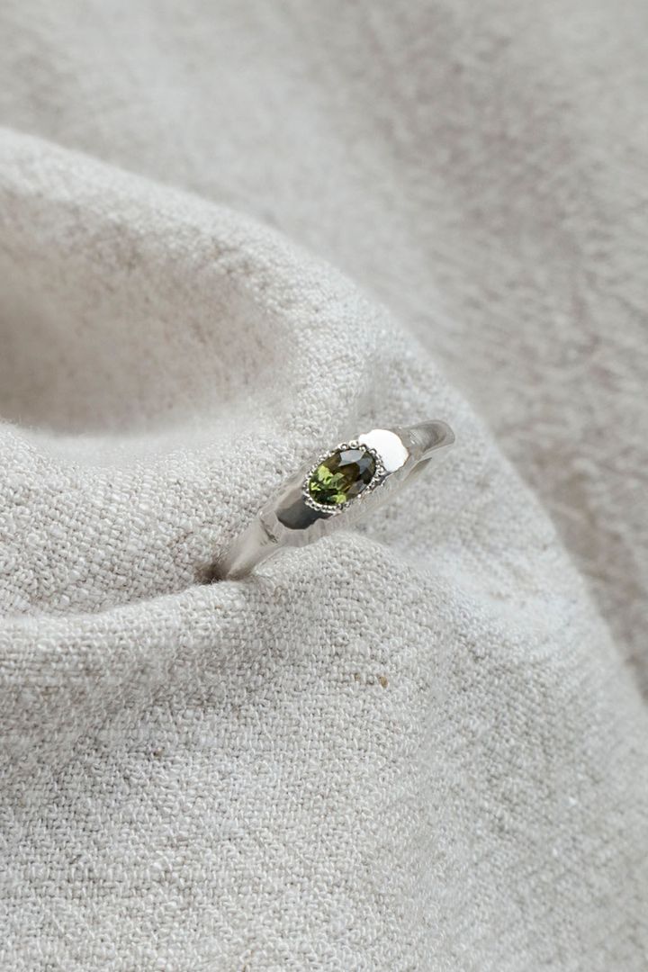Oval Bi-color Sapphire Ring