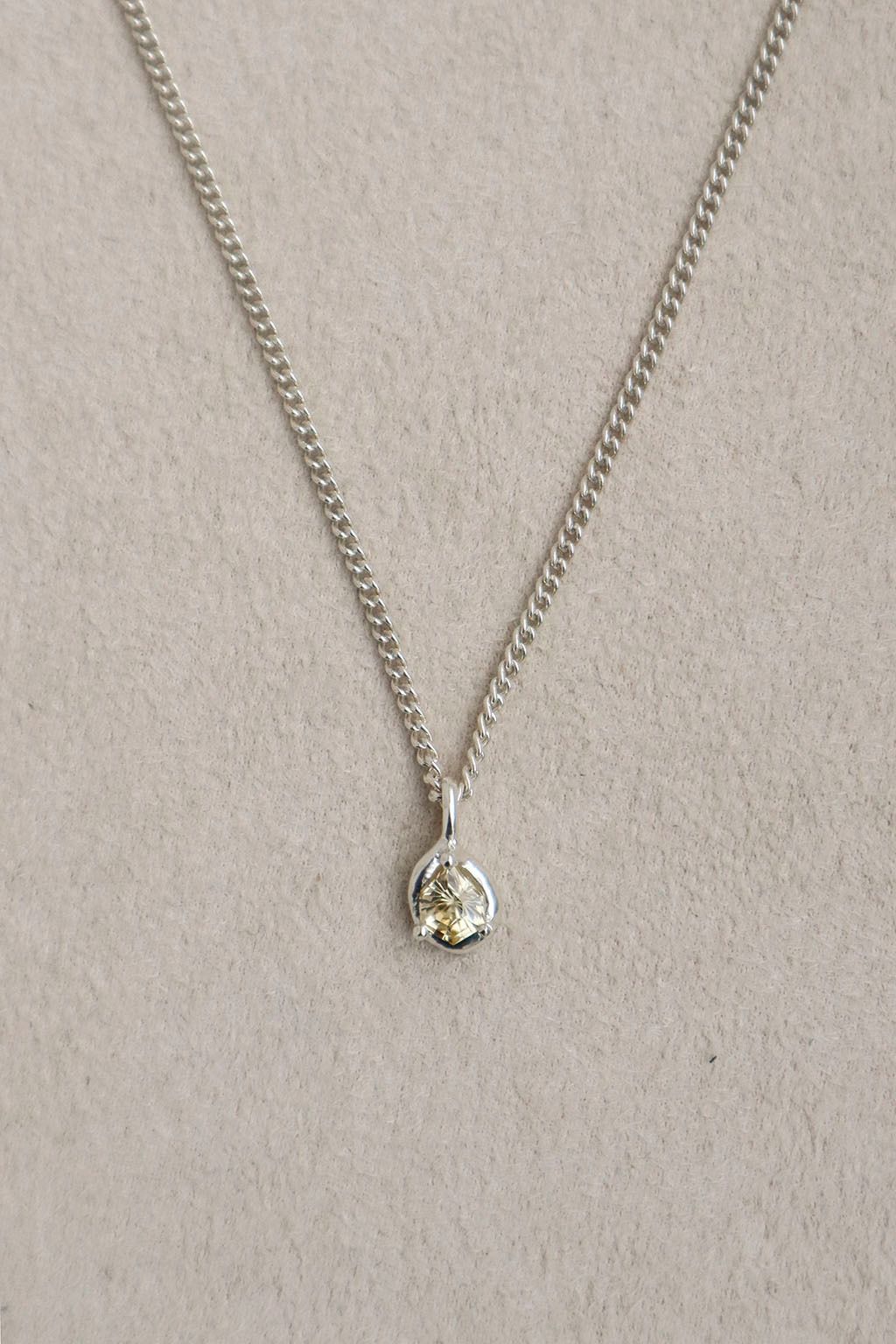 Fantasy Beige Zircon Necklace