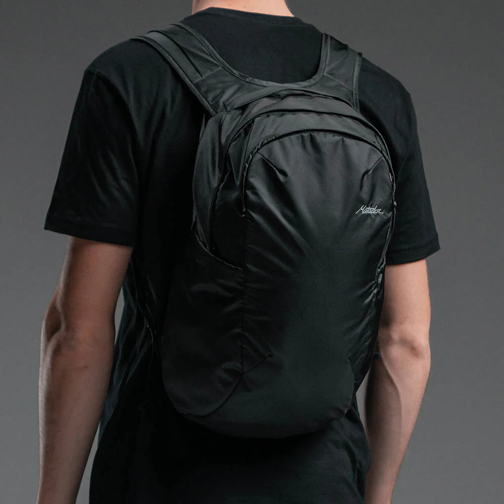 On-Grid_Backpack_Packed_g