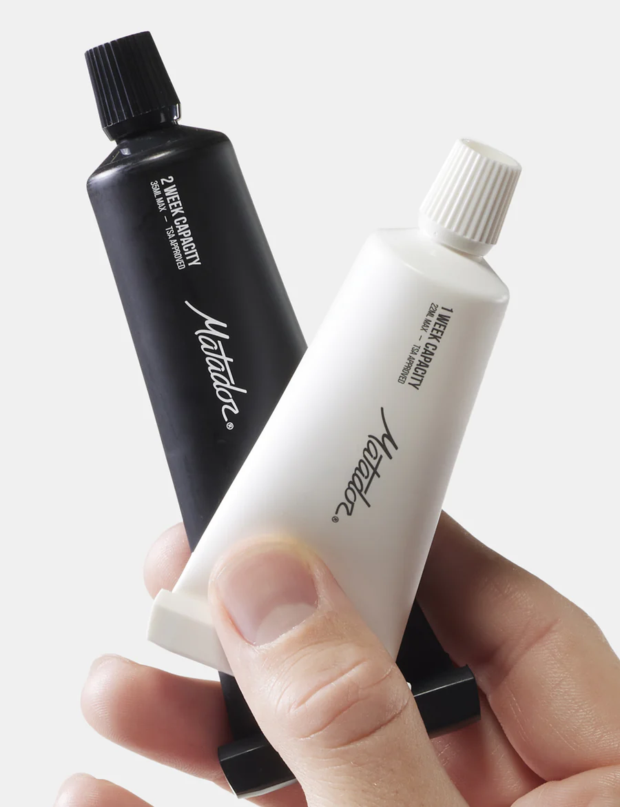 MATTT2001BKW_Matador_toothpastetubes_MB4