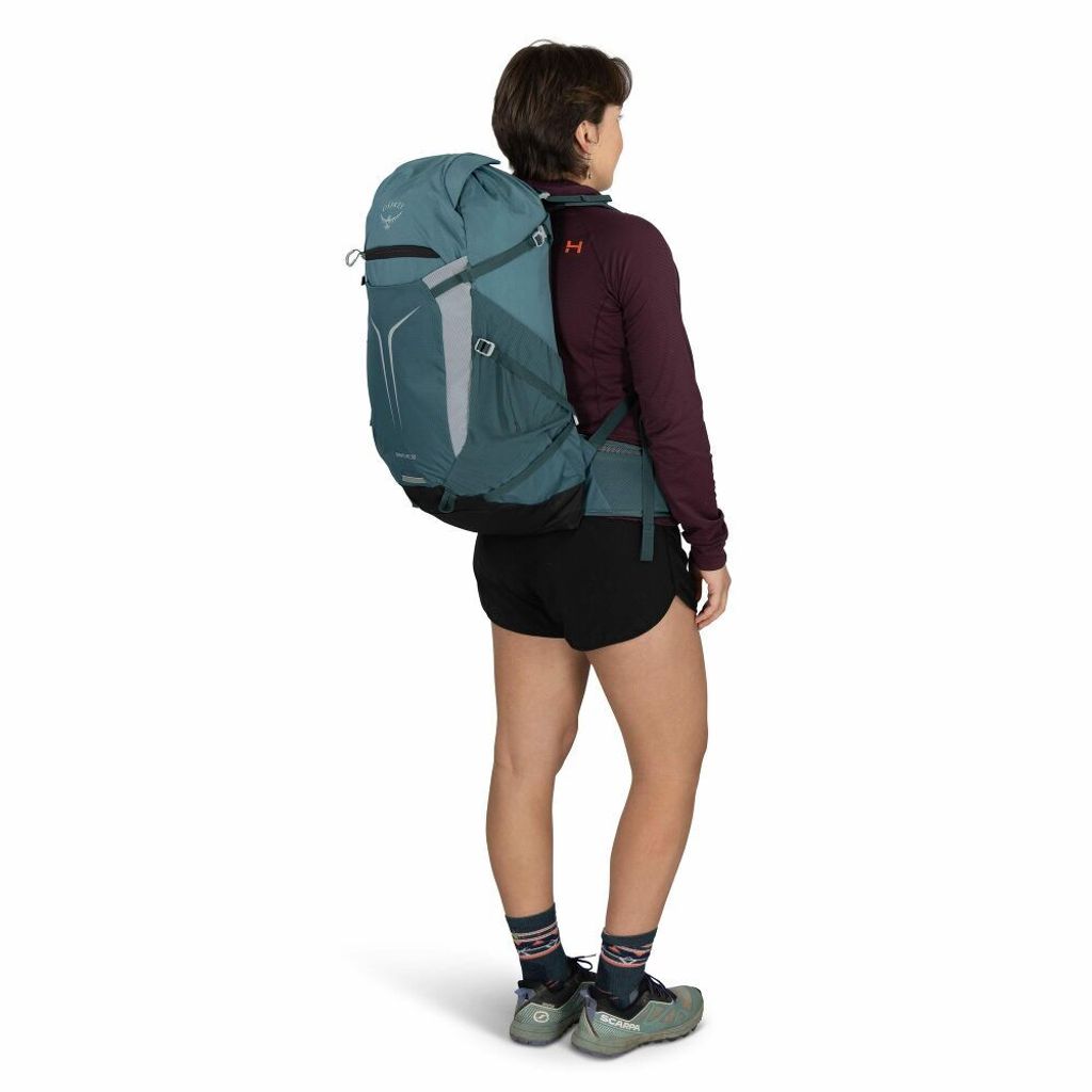 Sportlite30_S26_OnBody2_TorrentBlue_Hi-res