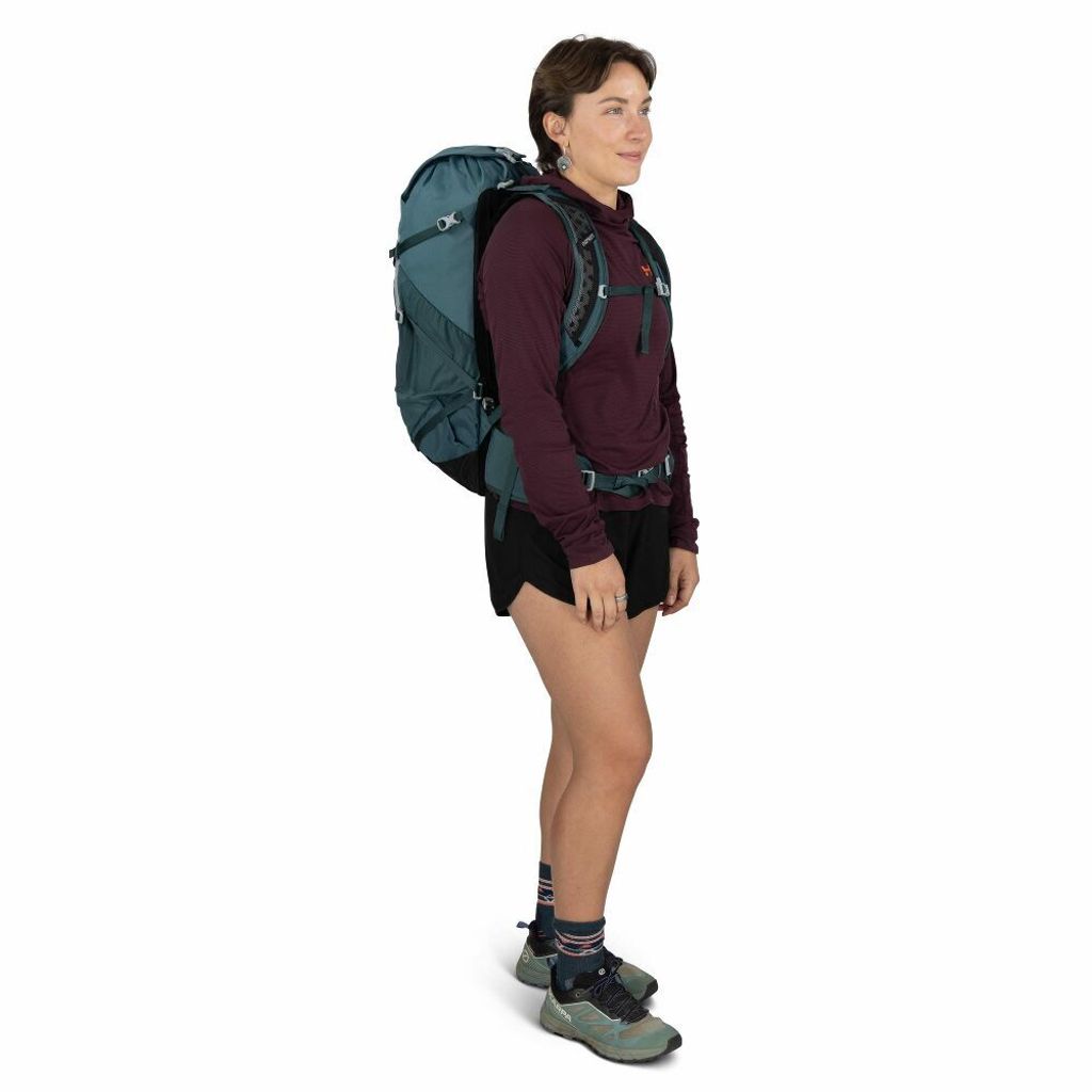 Sportlite30_S26_OnBody1_TorrentBlue_Hi-res