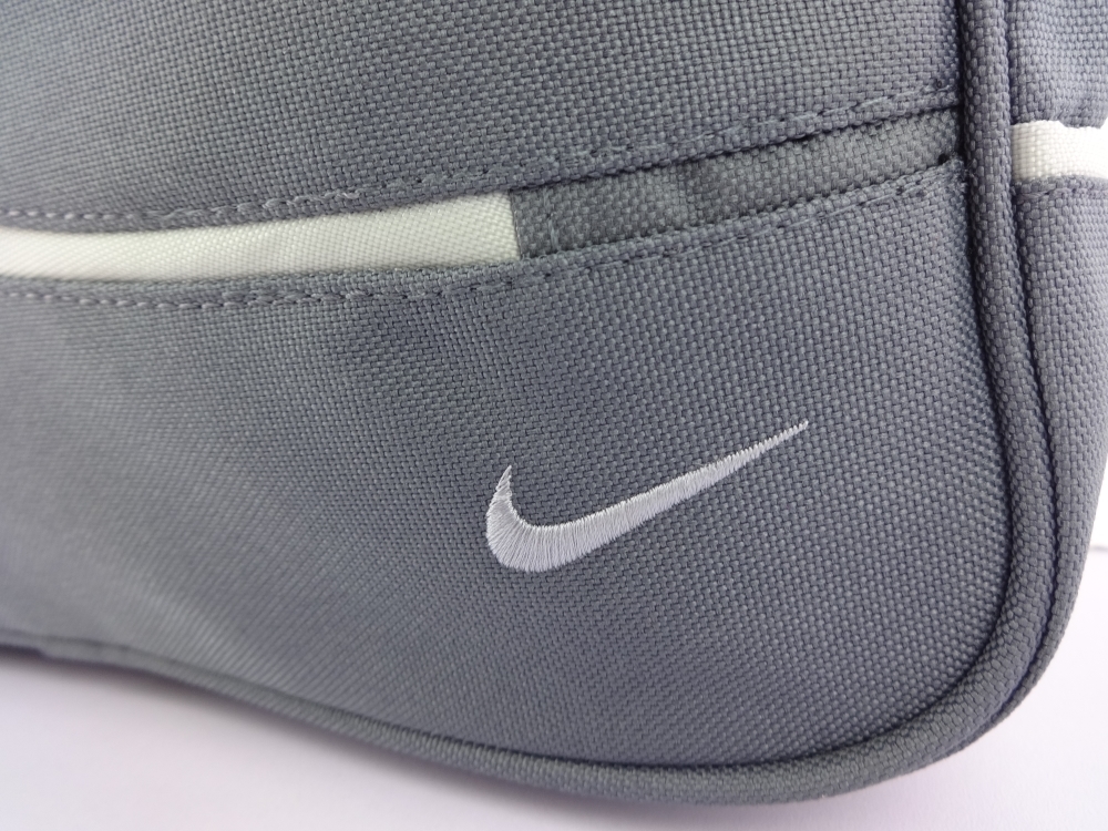 nike walking bag