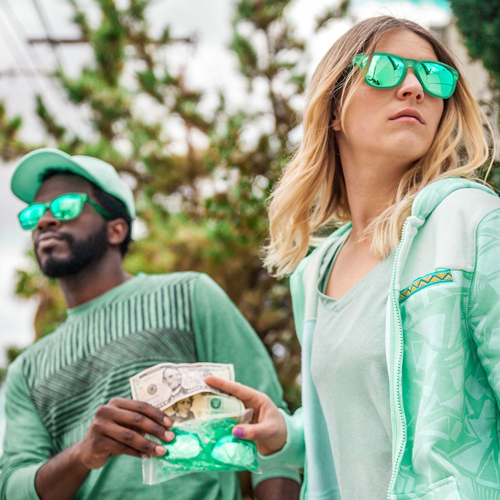 easter_bunny_sunnies_0003_lifestyle_green.jpg