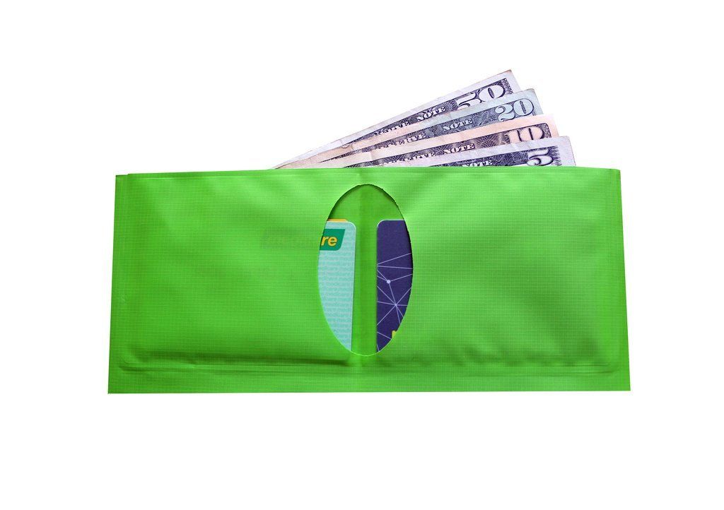 Scrubba-green-wallet-open.jpg