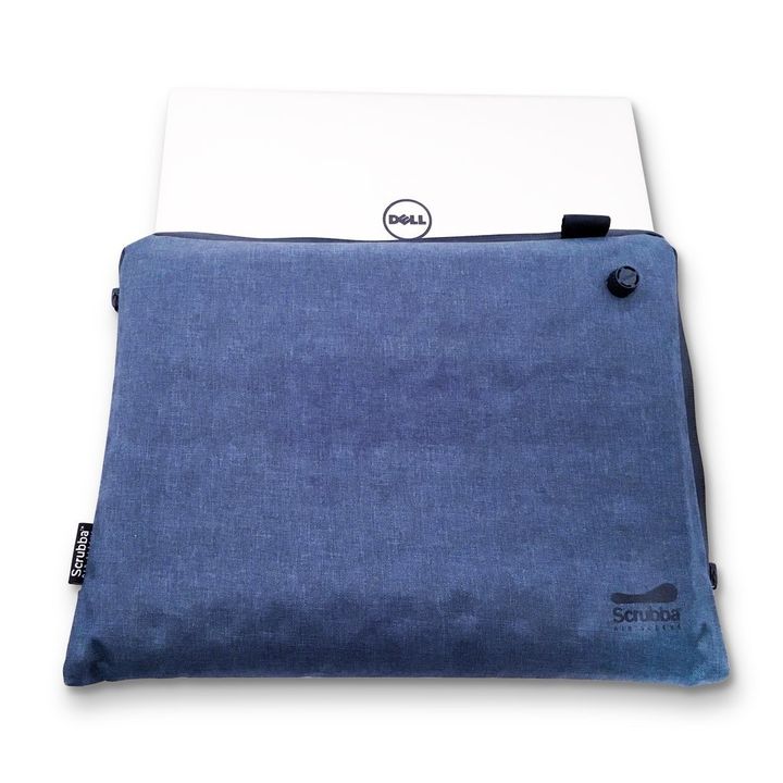 Scrubba_air_sleeve_3_-_laptop_1024x1024.jpg