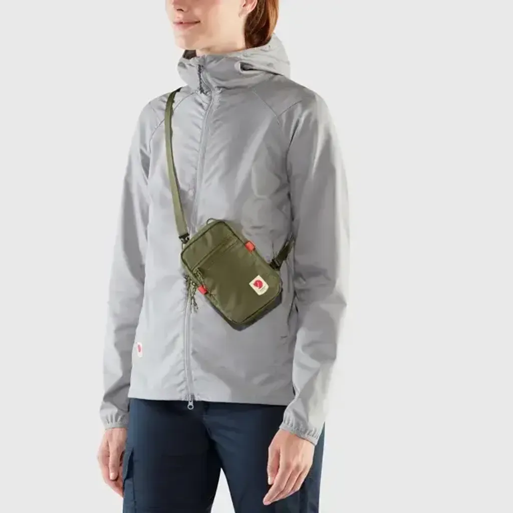 high_coast_pocket_23226-620_d_model_fjr