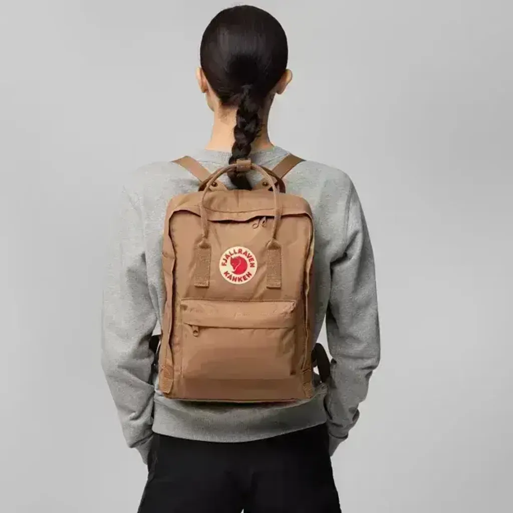 kanken_23510-228_c_model_fjr