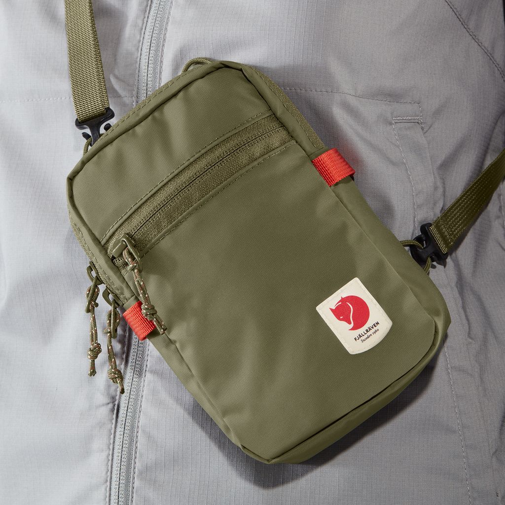 high_coast_pocket_23226-620_g_detail_fjr
