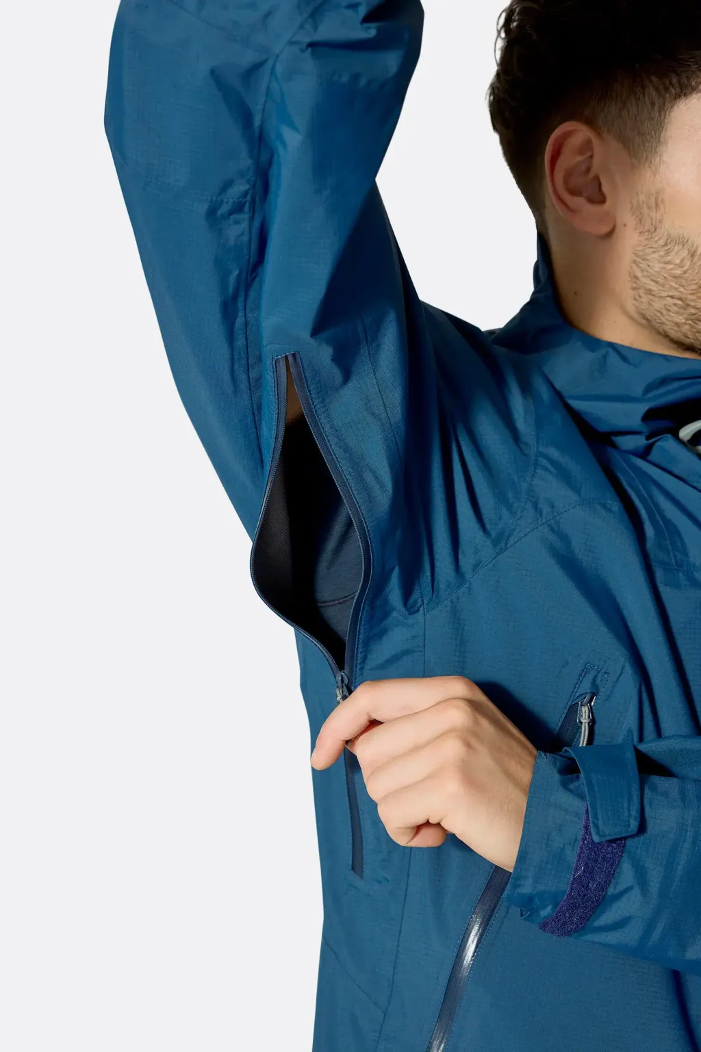 downpour_mountain_jacket_tempestblue_qwi_11_tmb_model_22226