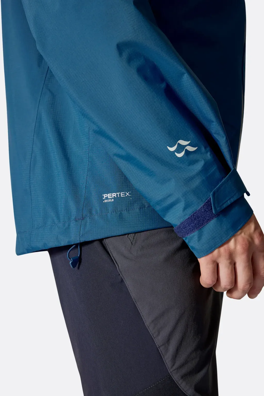 downpour_mountain_jacket_tempestblue_qwi_11_tmb_model_22221