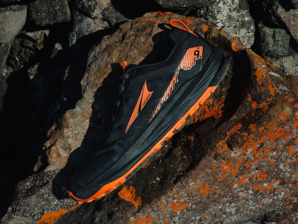 25S_LonePeak9__PDP_WhatsItGot_M_4x3