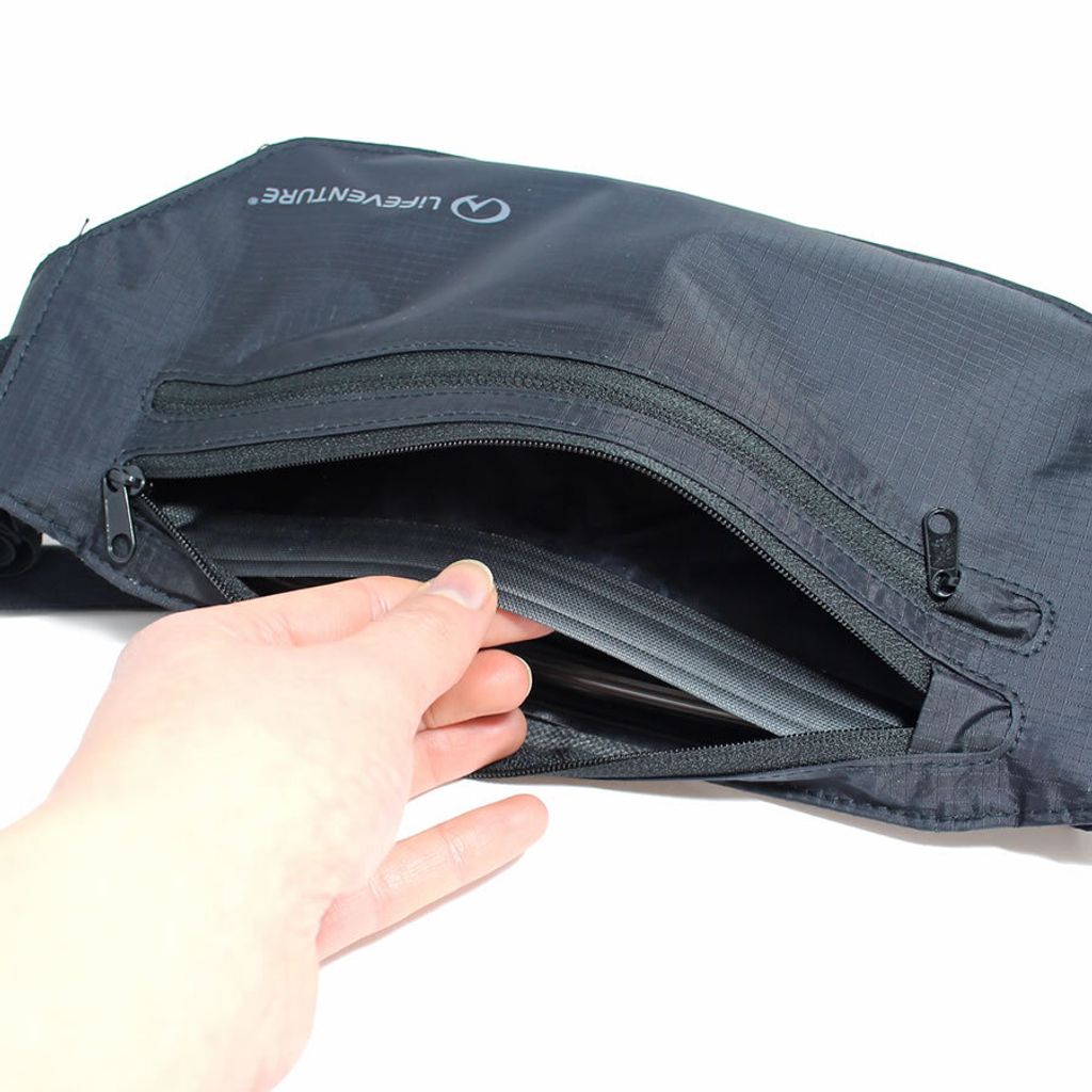 lifeventure-water-resistant-money-belt-1