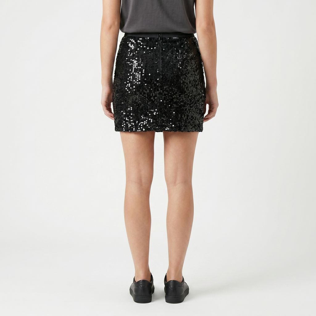 BAck_skirt_2K_202605291316