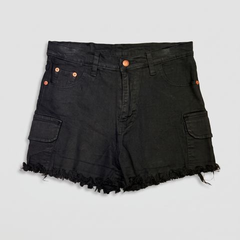 Clothing_flatlay_product_image_2K_202607132023