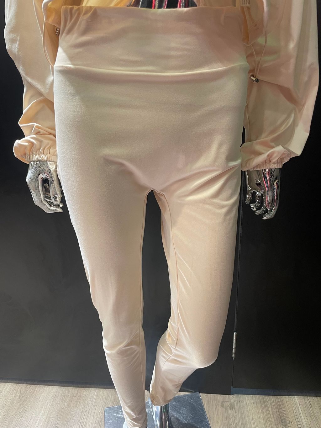 MEITU_20251125_173755083