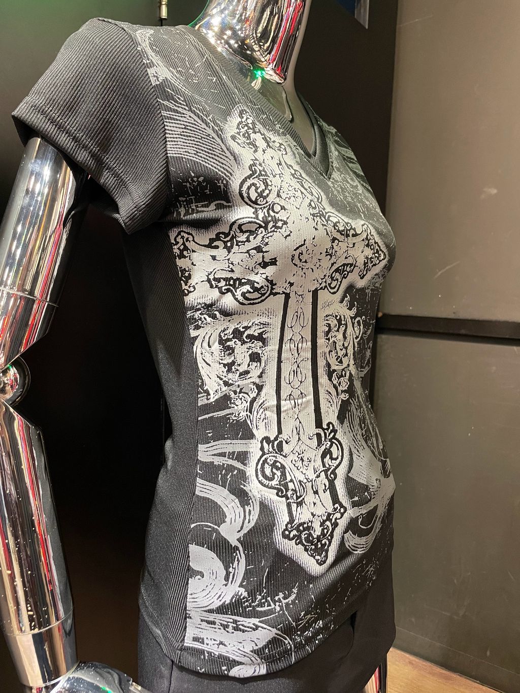 MEITU_20251205_194042273