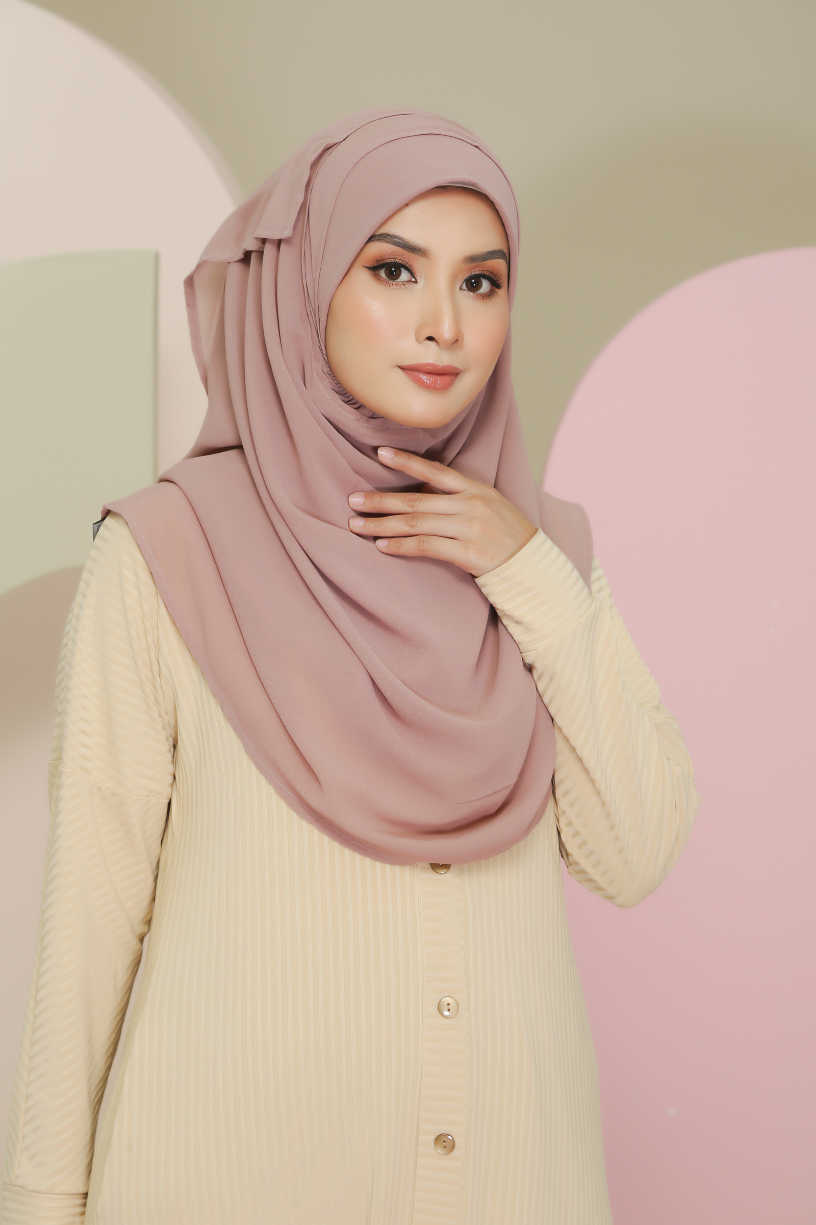 7.3.22 Nuna43158.jpg