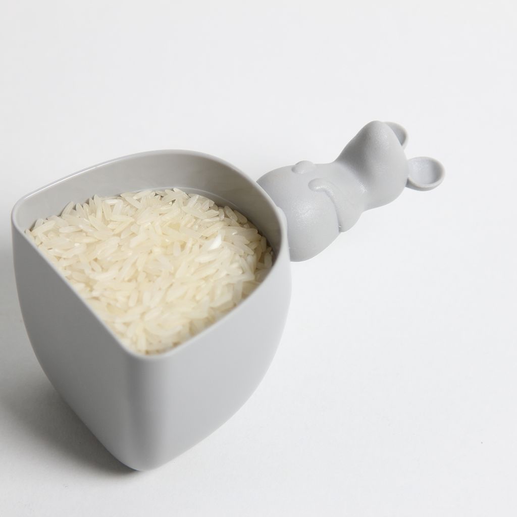 QL10327 Lucky Mouse Rice Scoop Life 02.JPG