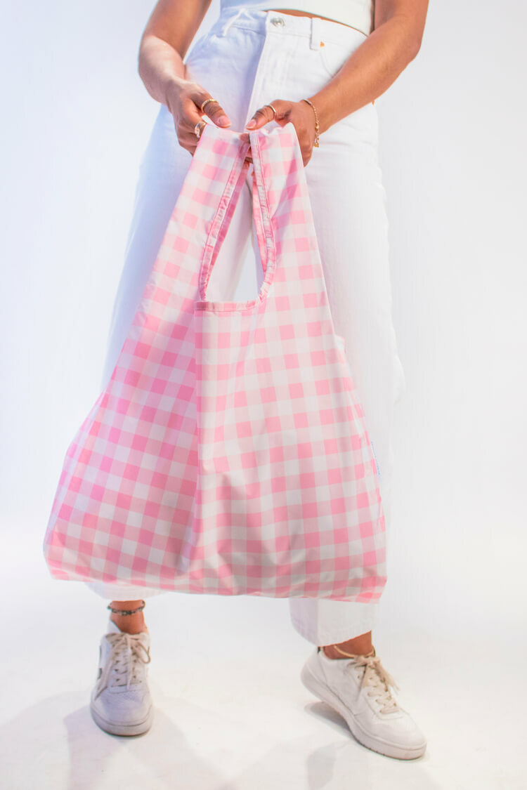 KB_SS21_MED_PinkGingham_closeup-down.jpg