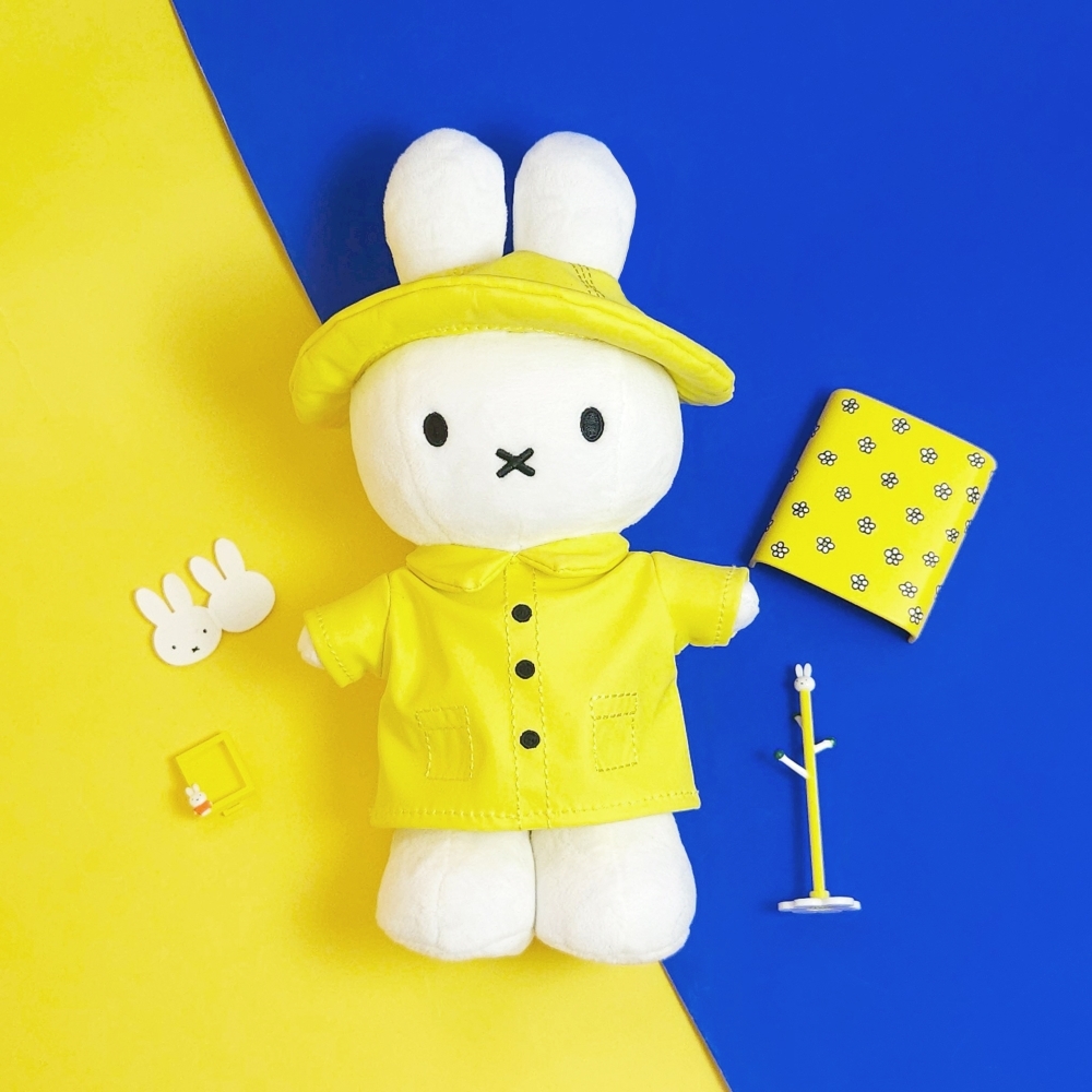 24182518-Miffy_Standing_Rain_Suit-4