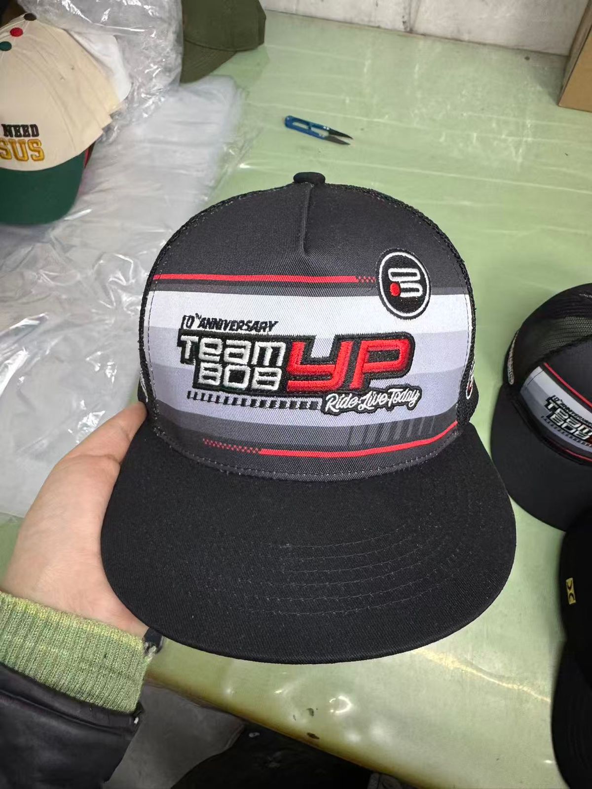 customize trucker cap 