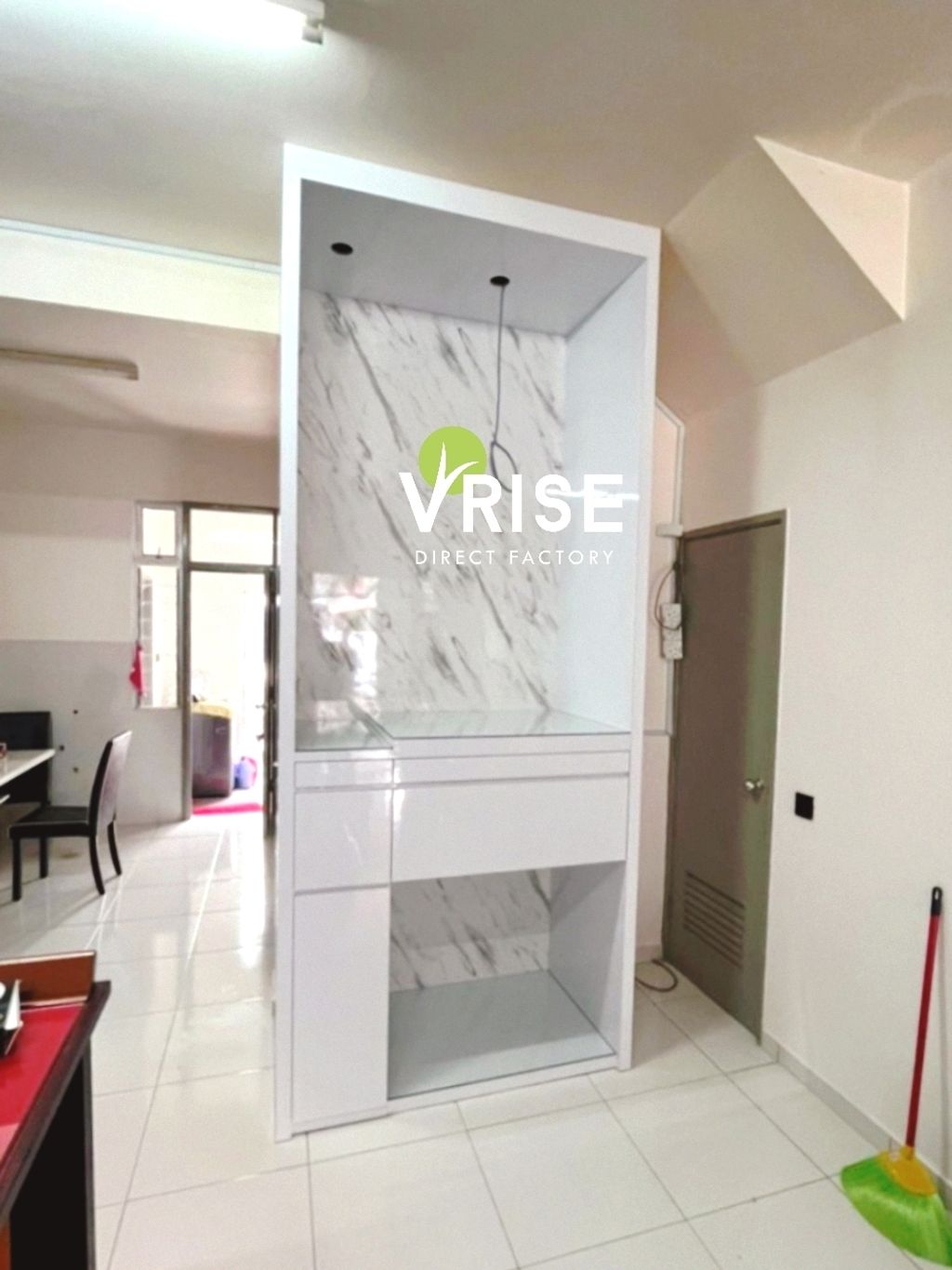 22-08-13-17-47-01-006_deco