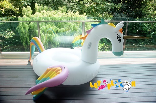 Rainbow Unicorn.jpg